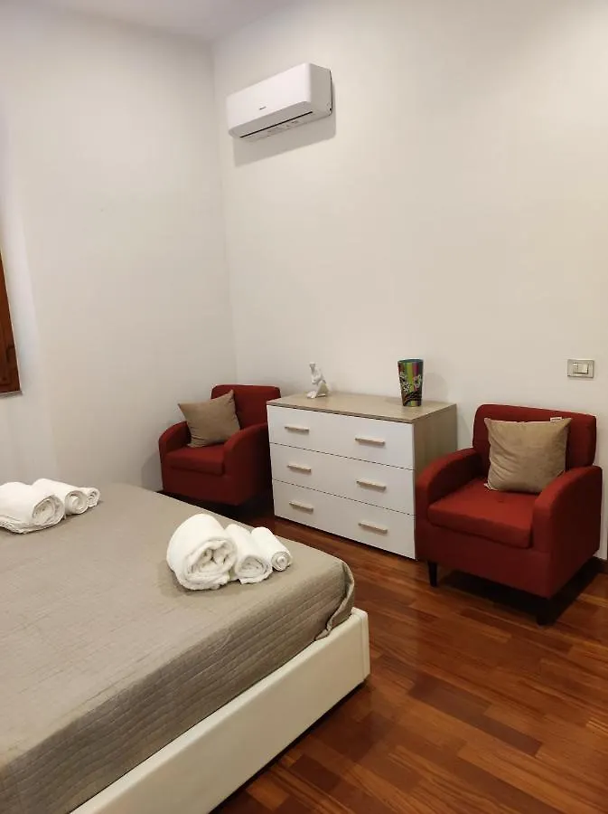 Marina Apartment City Centre Cagliari Italia