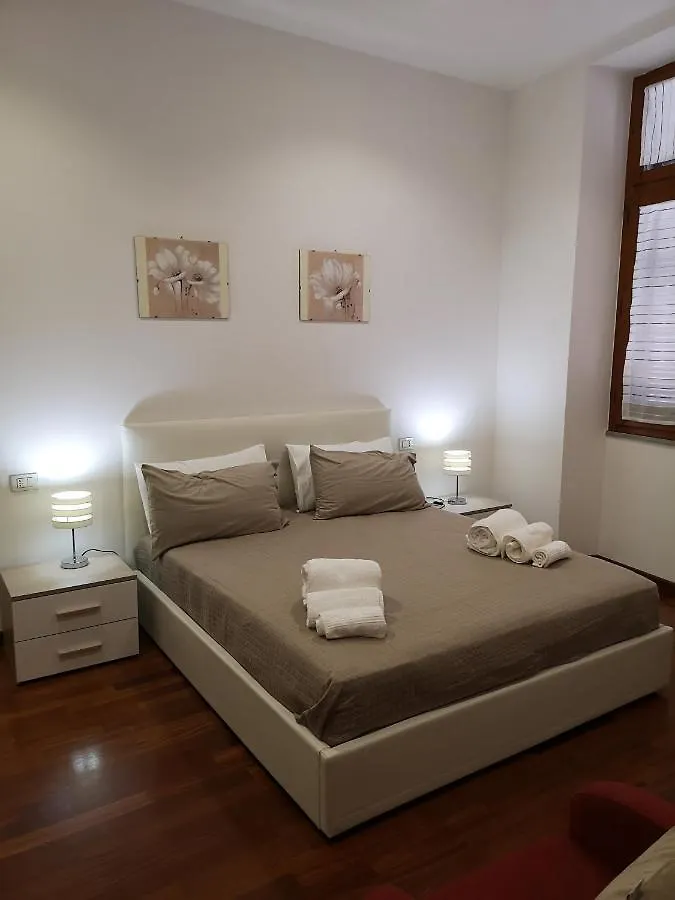 Marina Apartment City Centre Cagliari Italia
